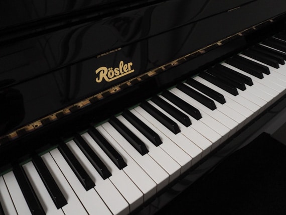 Rosler 111 piano 133467