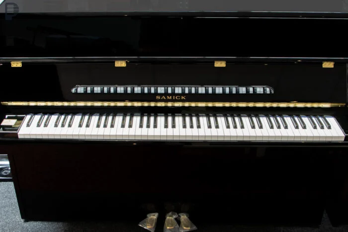 Samick SU108P piano INC01810