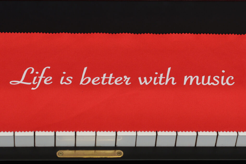 Pianoloper life is better with music piano select